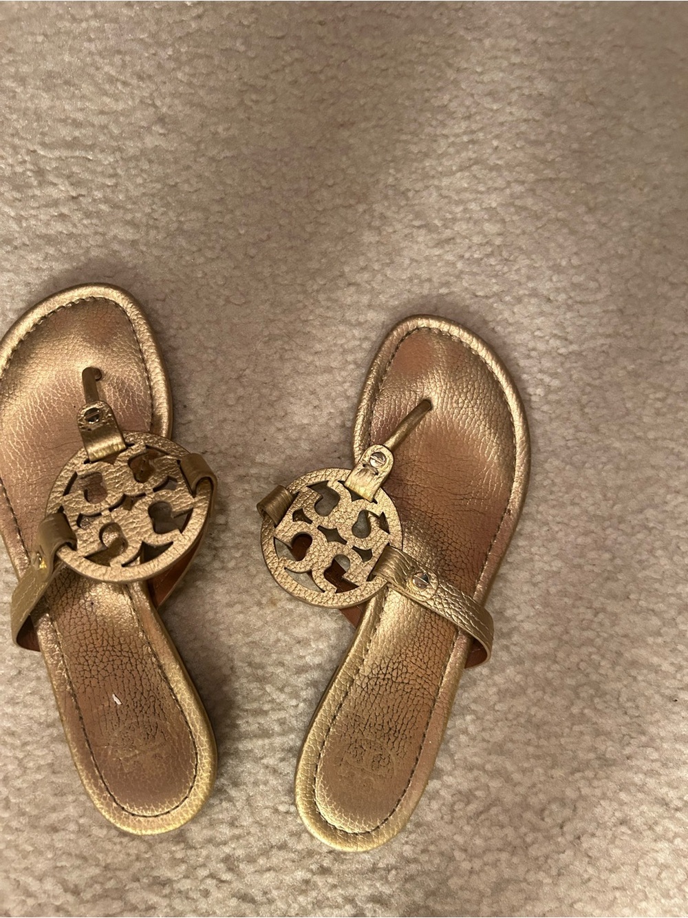 Tory Burch Gold sandals - Picture 3 of 4